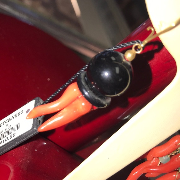 Loffredo 18k gold onyx coral octopus earrings - Picture 5 of 8